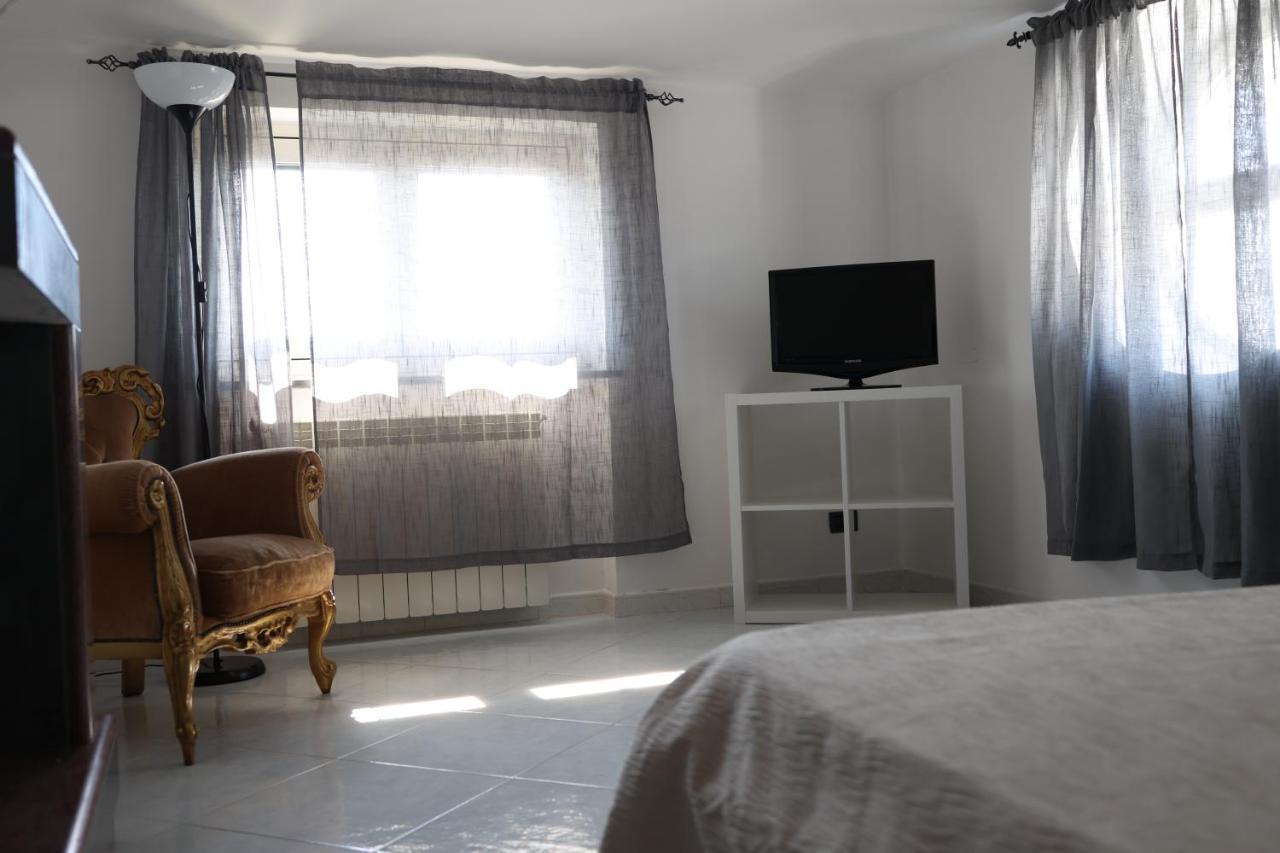 B&B Privileged Pollena Trocchia Zewnętrze zdjęcie